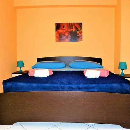 Apartment Piramide House Cefalu